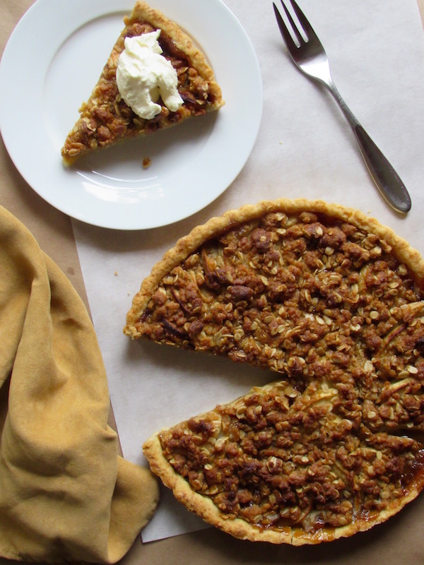 Bourbon Apple Tart with Brown Sugar Crumble Bessie Bakes
