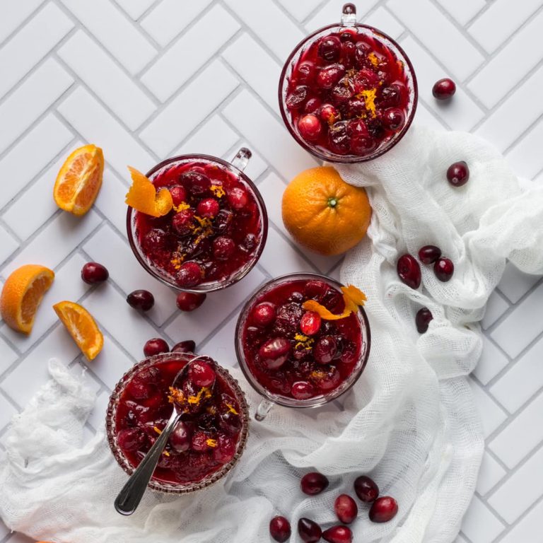 EASY CRANBERRY CLEMENTINE SAUCE Bessie Bakes