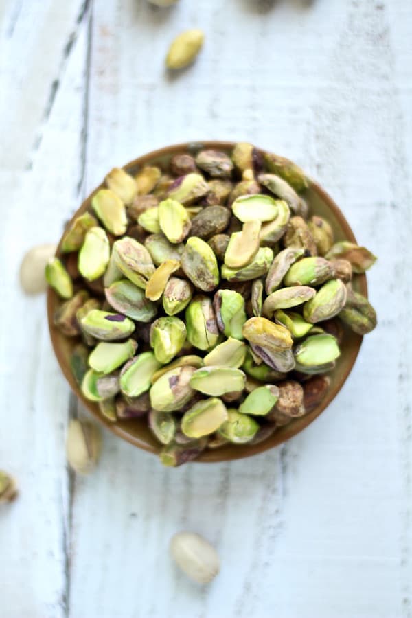 Beautiful, crispy pistachios for pistachio rose water cookies!