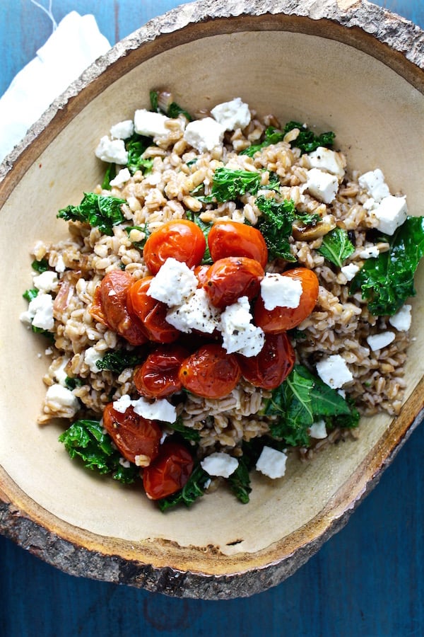 mediterranean kale and farro salad