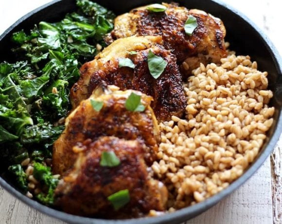 Crispy chicken and kale farro salad recipe