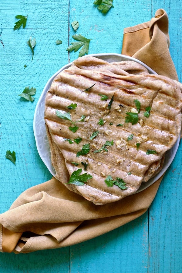 grilled garlic naan bread