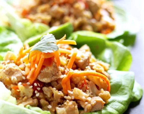 low carb chicken and cauliflower lettuce wraps featured