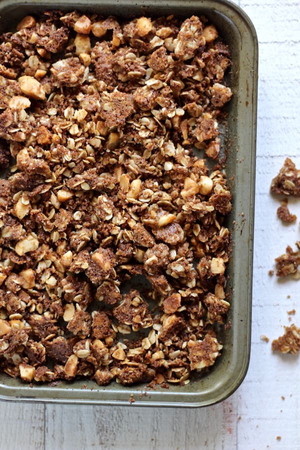 Vegan macadamia nut crumble with coconut oil!