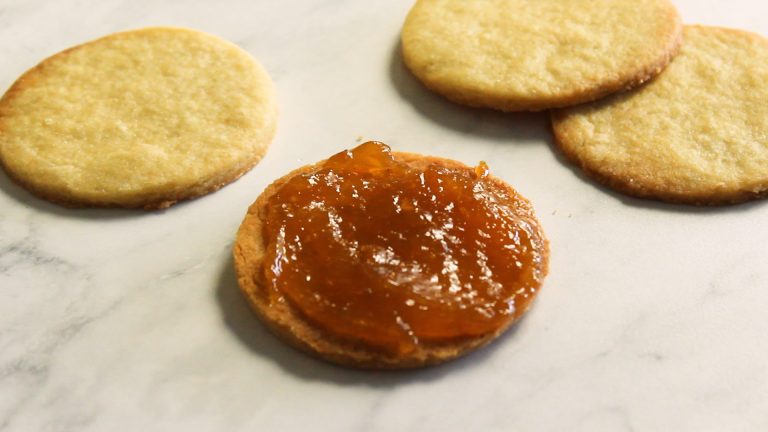 Almond Shortbread Cookies 4 ways - Bessie Bakes
