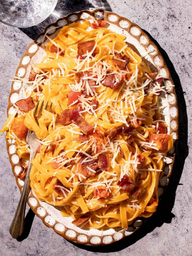 Creamy Bacon, Tomato & Garlic Pasta Bessie Bakes