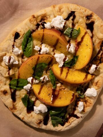 Flatbread with peaches, goat cheese and balsamic vinegar